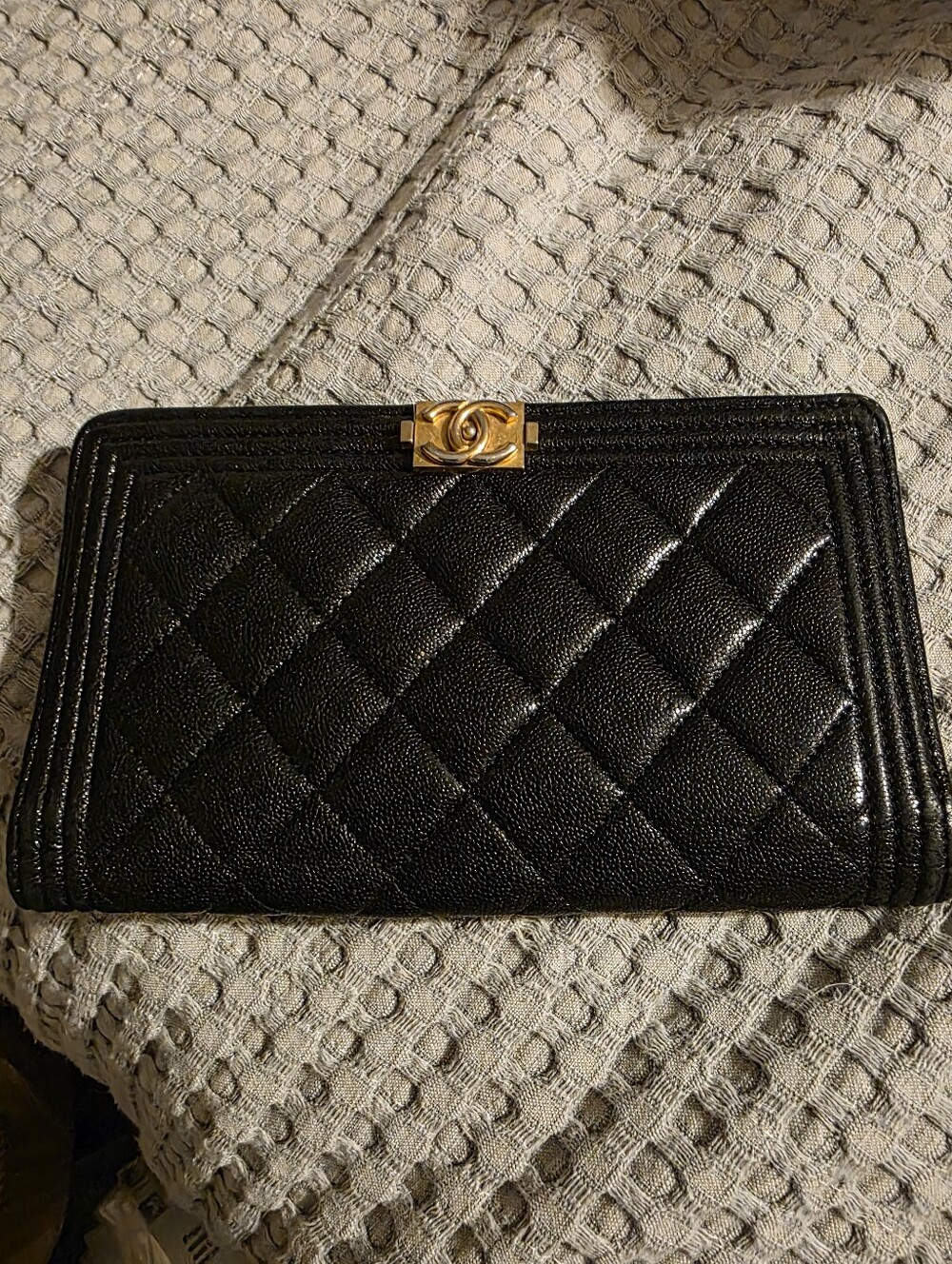 Chanel Boy Long Wallet/ GUC